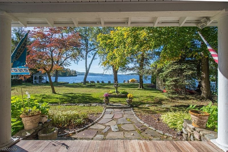 1st image of 26 Myrtle Ave