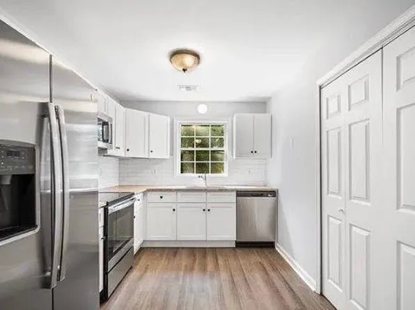 558 Manning Rd SW, Marietta, GA 30064