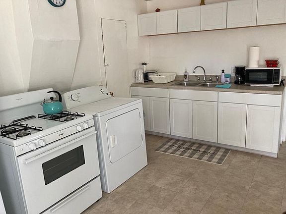4th image of 12345 Chautauqua Ave #1