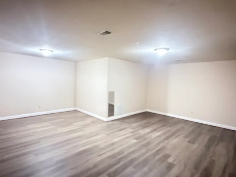 225 Deer Meadow Ln — Photo 19