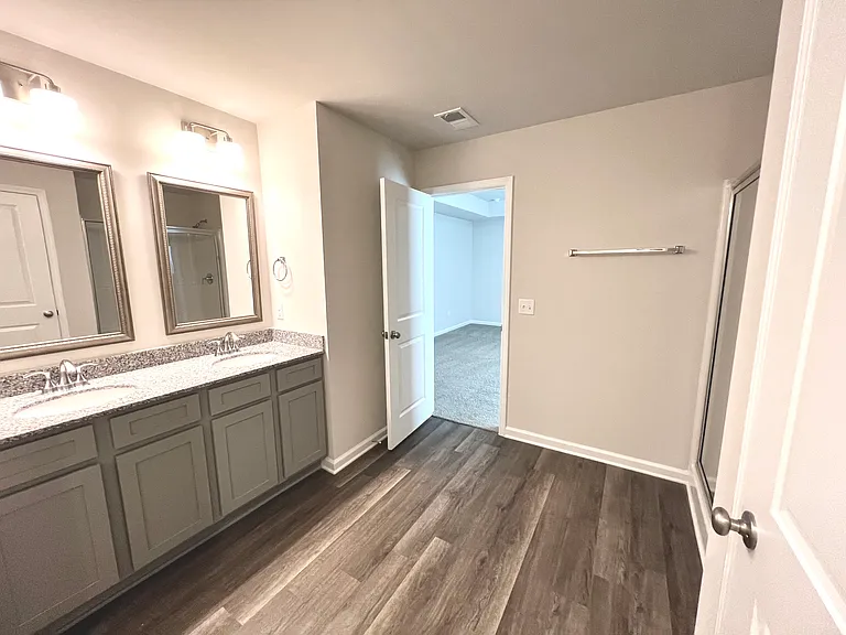 60 Ruffian Ct — Photo 29