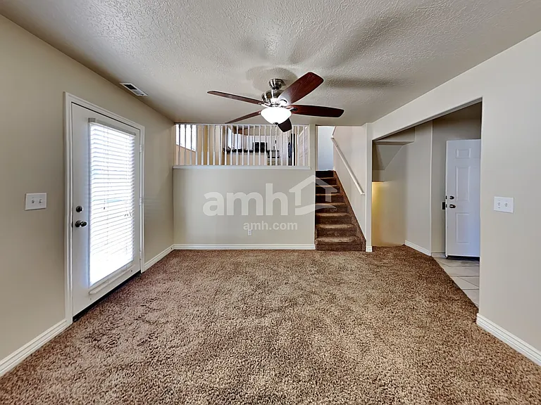 2169 W 1520 N — Photo 9