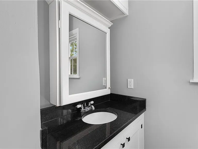 427 Spring St #2 — Photo 10