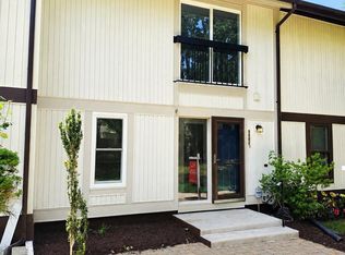 5502 Peppercorn Dr, Burke, VA 22015