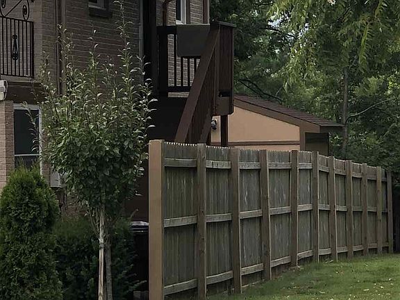 4th image of 10 Rose Ave