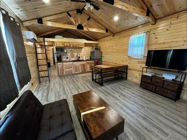 74 Skyline Dr
