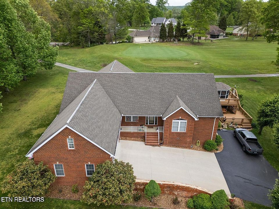 1st image of 320 Ironwood Cir