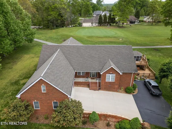 320 Iron Wood Cir, Crossville, TN 38571