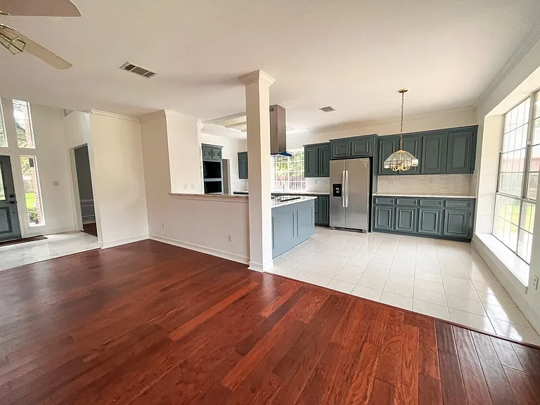 6824 Trinity Landing Dr S — Photo 16