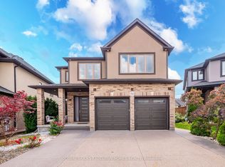 56 Valleyscape Dr, Kitchener, ON N2P0G3