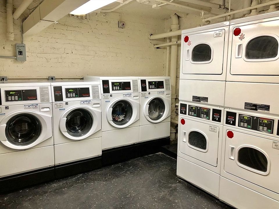 2nd image of 95 Park Ter E APT 3F