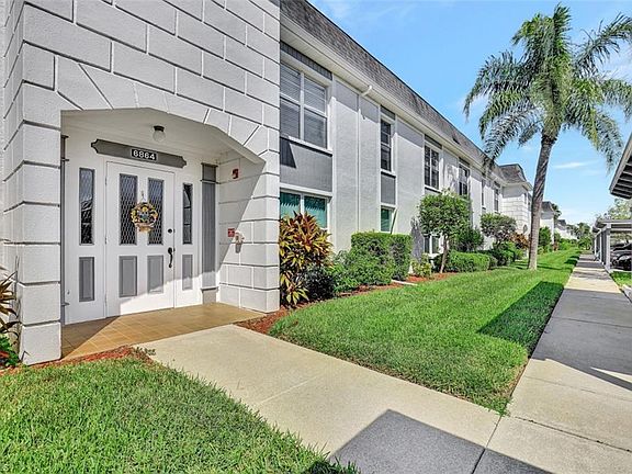 2nd image of 6864 Sandtrap Dr APT 2