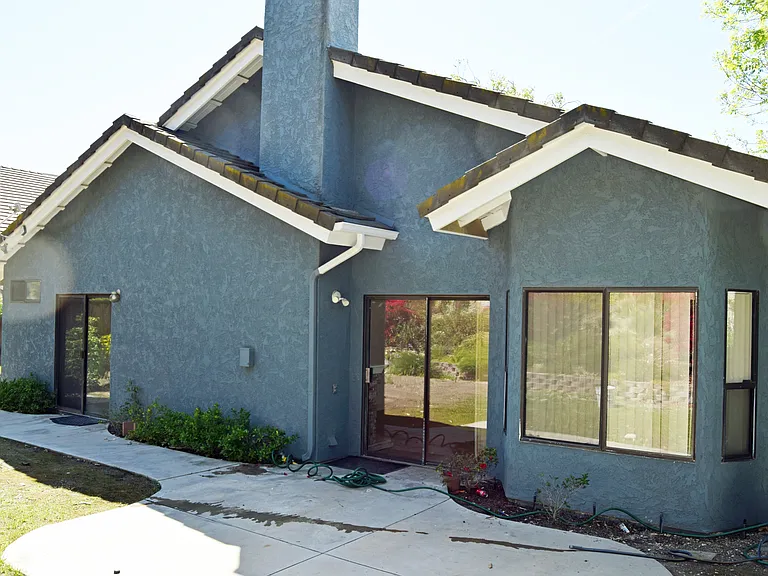 2462 Rikkard Dr — Photo 12