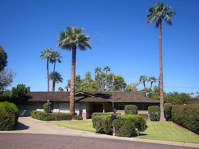 1st image of 324 E Gardenia Dr