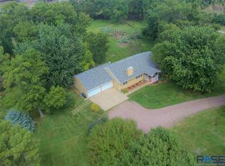 48429 267th St, Valley Springs, SD 57068