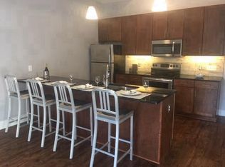 433 4th St NW APT A, Grand Rapids, MI 49504