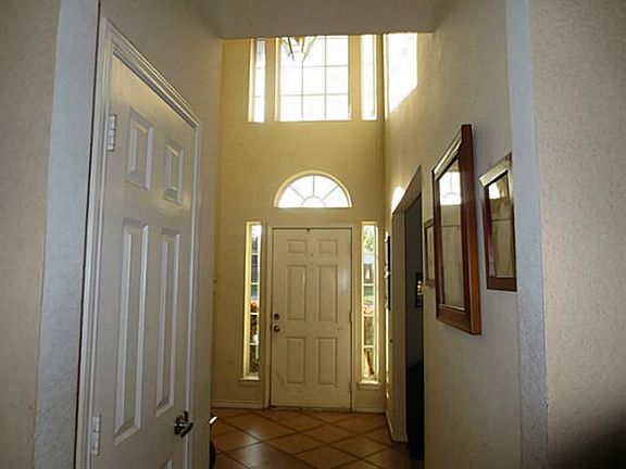 2nd image of 1710 Stafford St