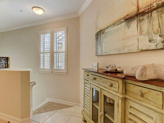 5th image of 95121 Amalfi Dr Unit 5B