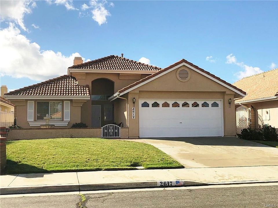 1st image of 2617 La Paz Ave