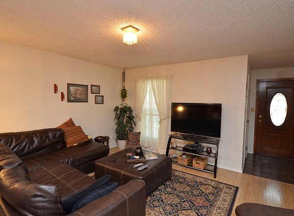 3rd image of 1114 Sierra Grande Dr