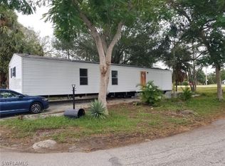 258 Lamplighter Ln, North Fort Myers, FL 33917