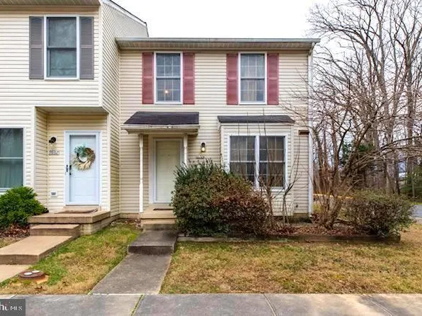7630 Wood Mist Ln, Falls Church, VA 22043