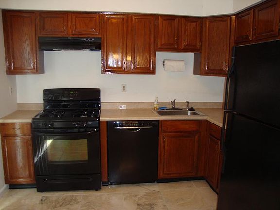 4th image of 104 Driftwood Dr