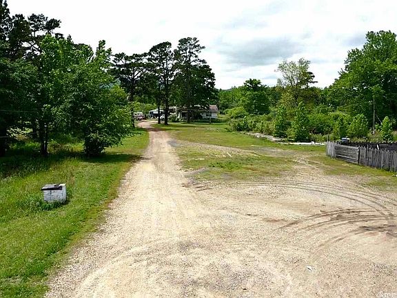 2nd image of 3091 Highway 71 N