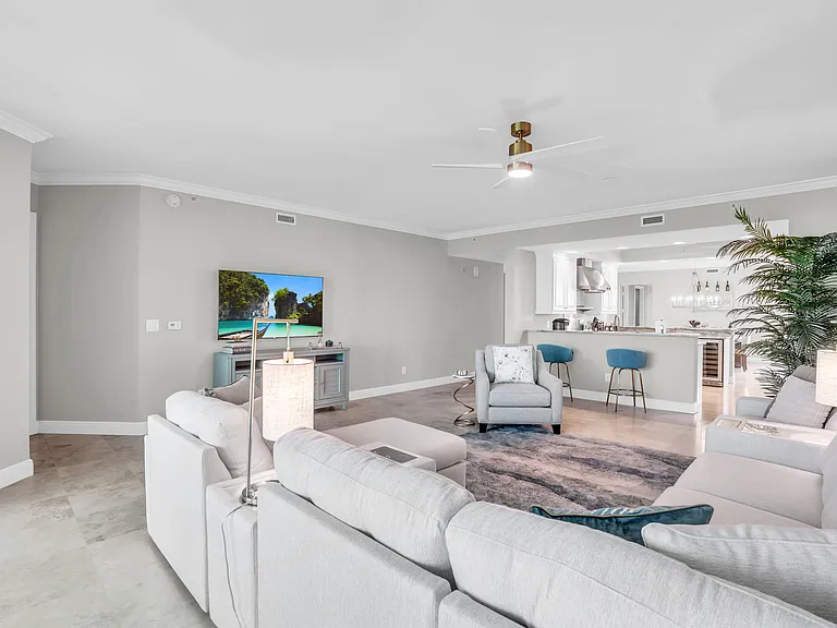265 Indies Way #1-1404-1404 — Photo 23