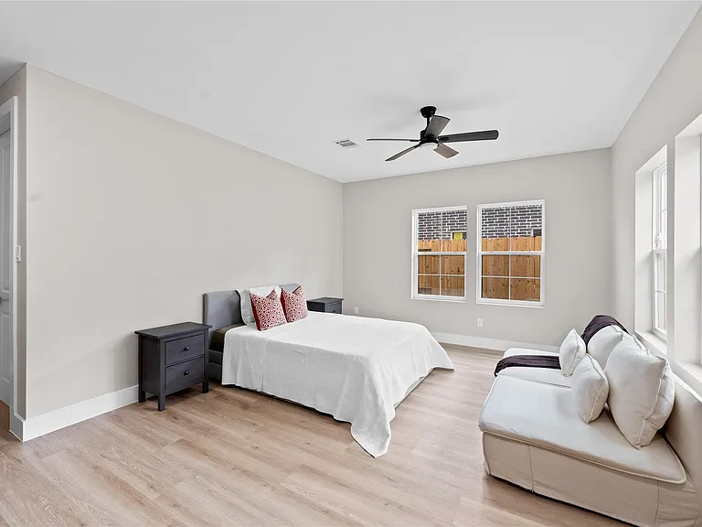 2614 Piemonte Ave — Photo 21