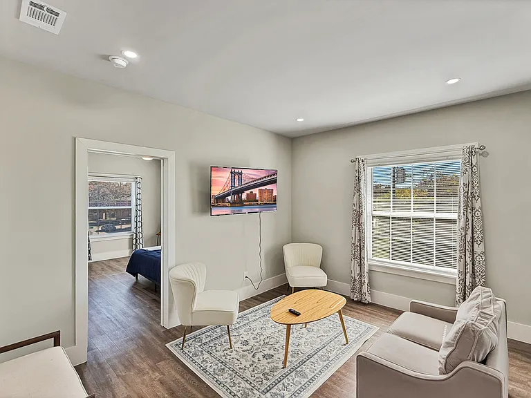 801 N Marsalis Ave #201 — Photo 5