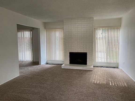 2nd image of 2812 Sherwood Ave