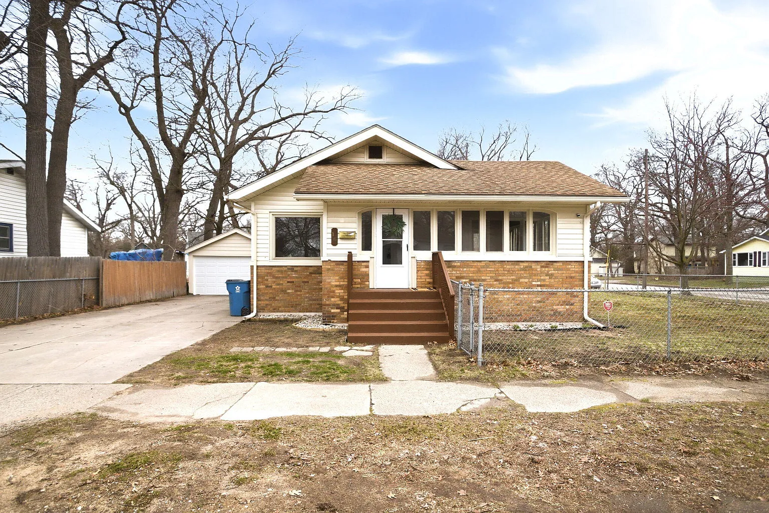 16 E Cleveland Ave photo 1