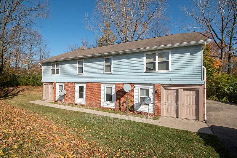 2 bed, 1.5 bath, $995 — Photo 4