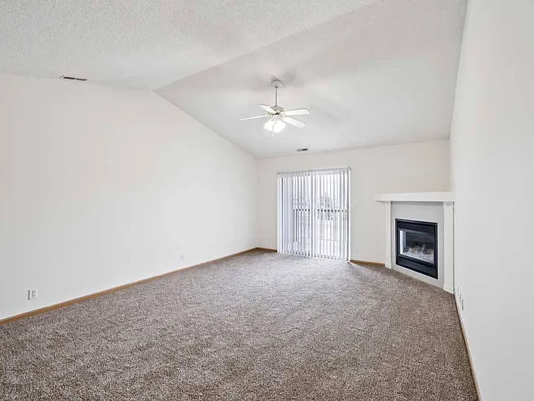 Northbrook Apartments — Photo 322