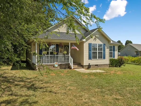 15 Aspen Hills Dr, Fayetteville, TN 37334