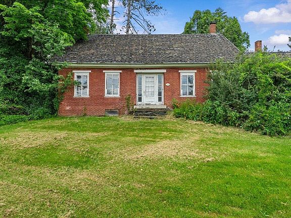 5th image of 332 Luce Hill Road