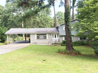 4737 Matterhorn Dr, Lilburn, GA 30047