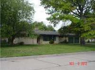 2017 S Chautauqua Ave, Wichita, KS 67211