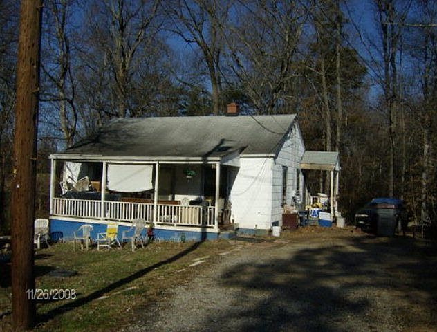 1st image of 14 Circle Dr