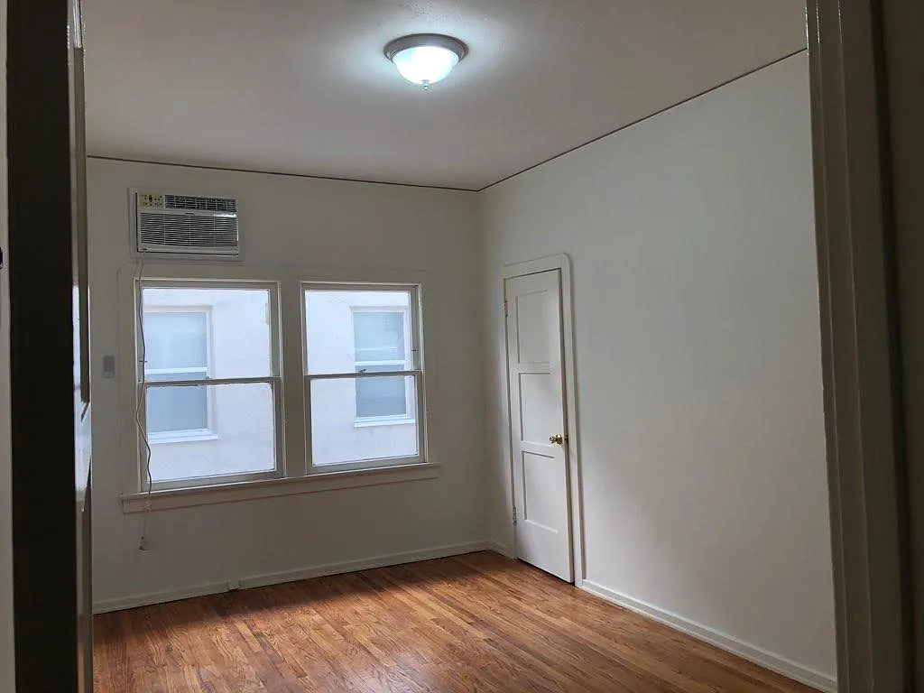 2 bed, 1500 sqft, $3,995 — Photo 4