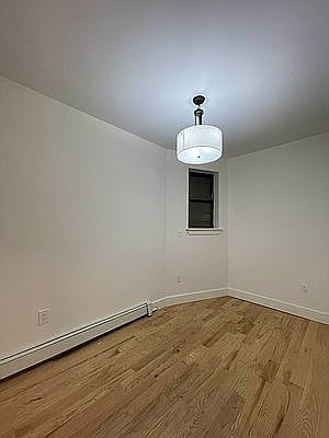5th image of 281 Clifton Pl #A