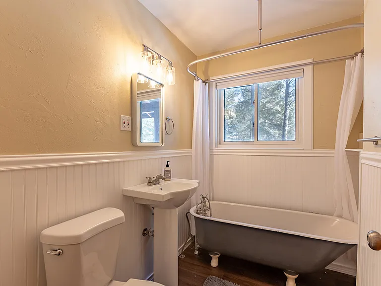 1810 Shenandoah Dr — Photo 35