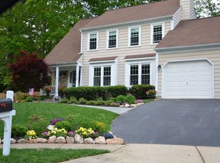 5700 Wigfield Way, Burke, VA 22015