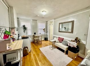 161 Endicott St #1, Boston, MA 02113