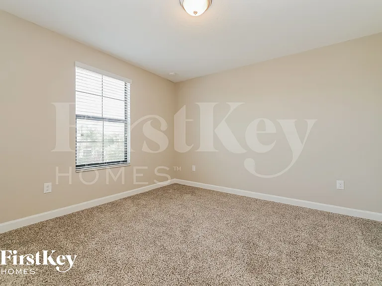 9901 Victory Gallop Loop — Photo 16