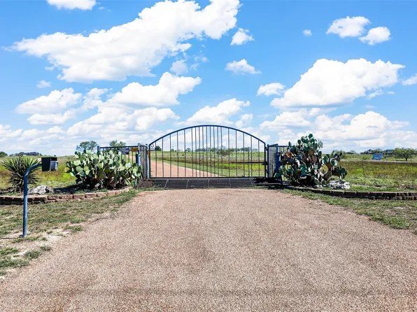 5200 Bear Creek Rd, Aledo, TX 76008