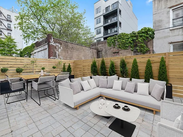 421 Maple St #101, Brooklyn, NY 11225