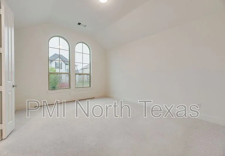 3926 Stars St — Photo 16
