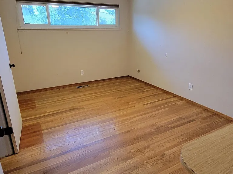 2530 W Fir Ave — Photo 15
